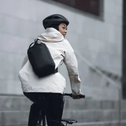 Thule Tact Sling 8L black