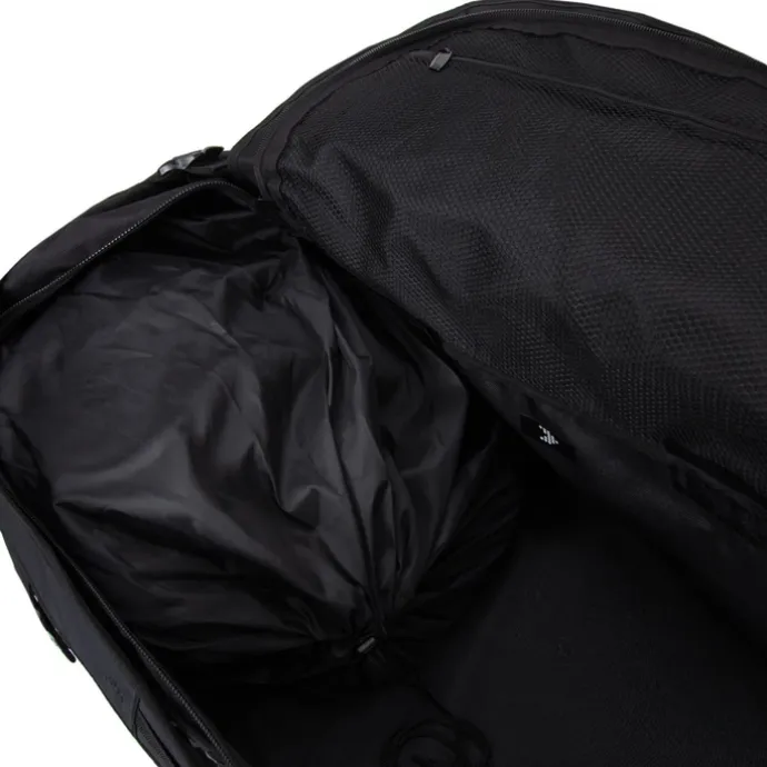 Travelbags The Base Duffle Backpack M black