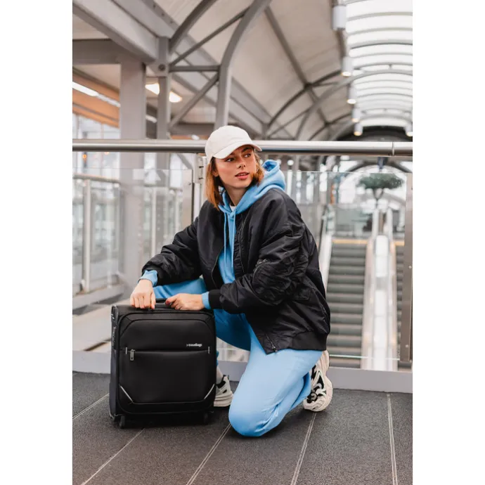 Travelbags The Base Soft Trolley Underseater black