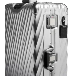 TUMI 19 Degree Aluminium Extended Trip Packing silver