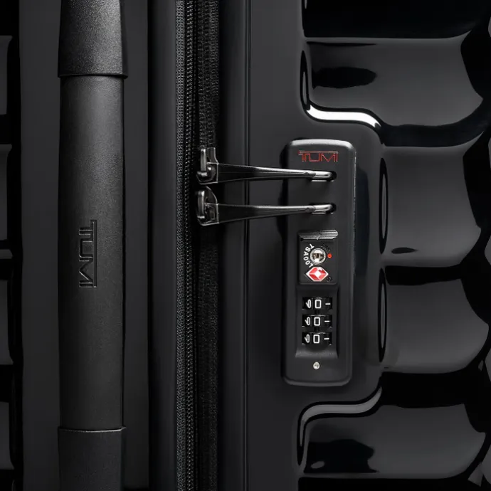 TUMI 19 Degree Extended Trip Expandable 4 Wheel Trolley black