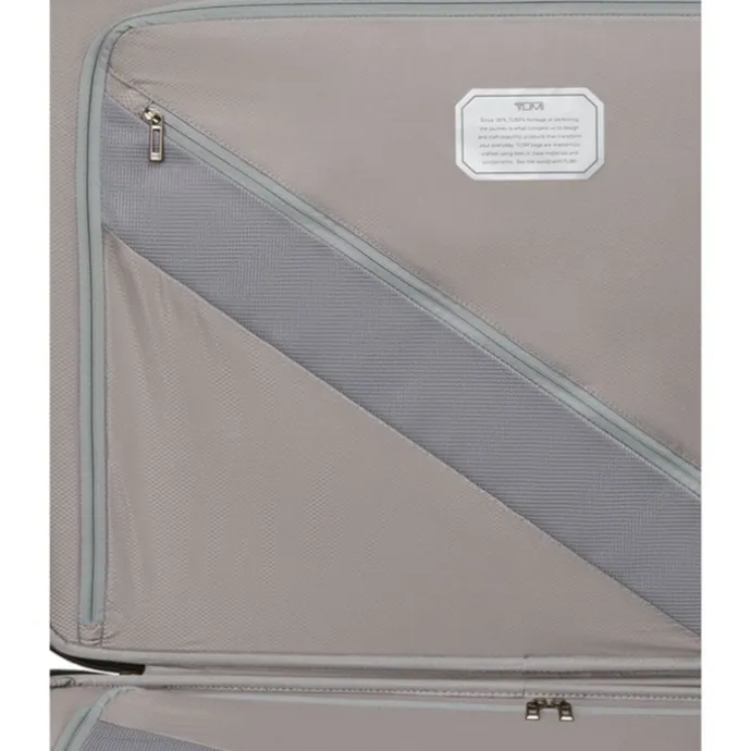 TUMI 19 Degree Lite Extended Trip P/C black graphite