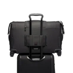 TUMI Alpha Garment 4 Wheel Carry-On black