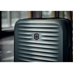 Victorinox Airox Advanced Medium Case stone white