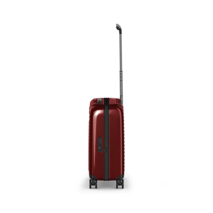 Victorinox Airox Frequent Flyer Hardside Carry-On victorinox red