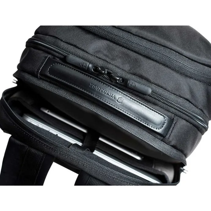 Victorinox Altmont Professional Deluxe Travel Laptop Backpack black
