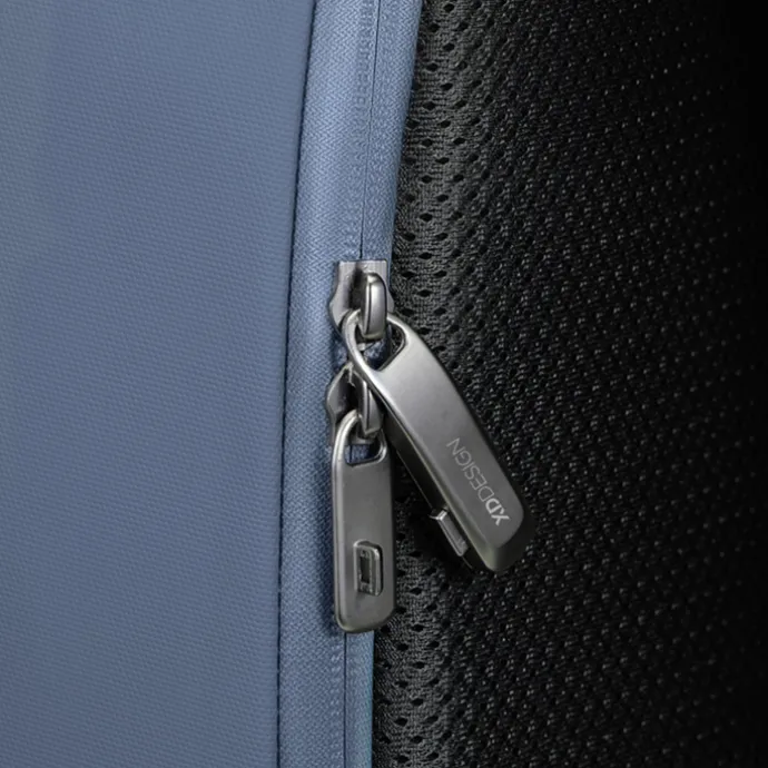 XD Design Bobby Edge Anti-Theft Backpack dark blue